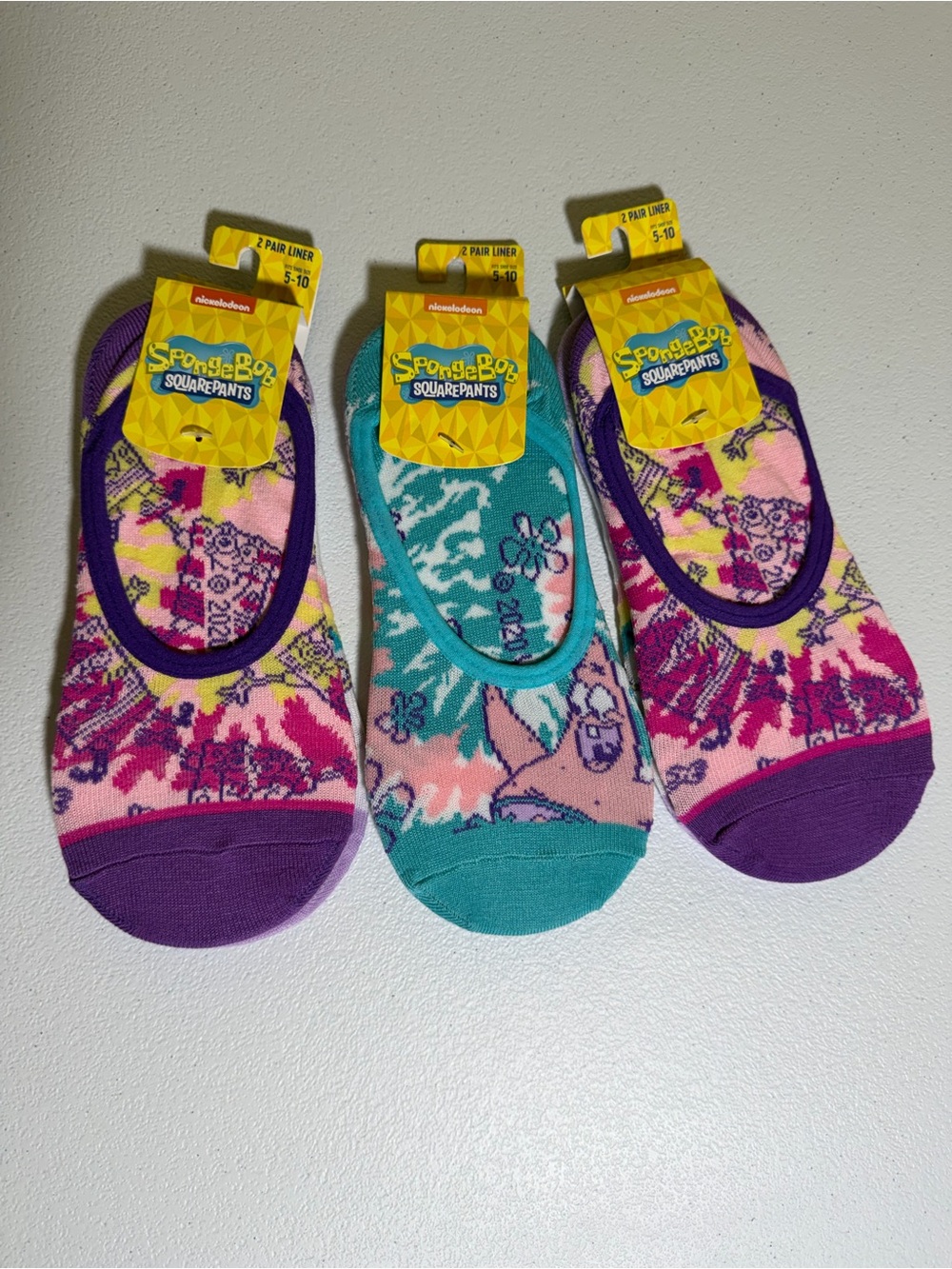 Nickelodeon Multicolor No-Show Socks 3 pack 6 pairs NWT size 5-10 foot size.